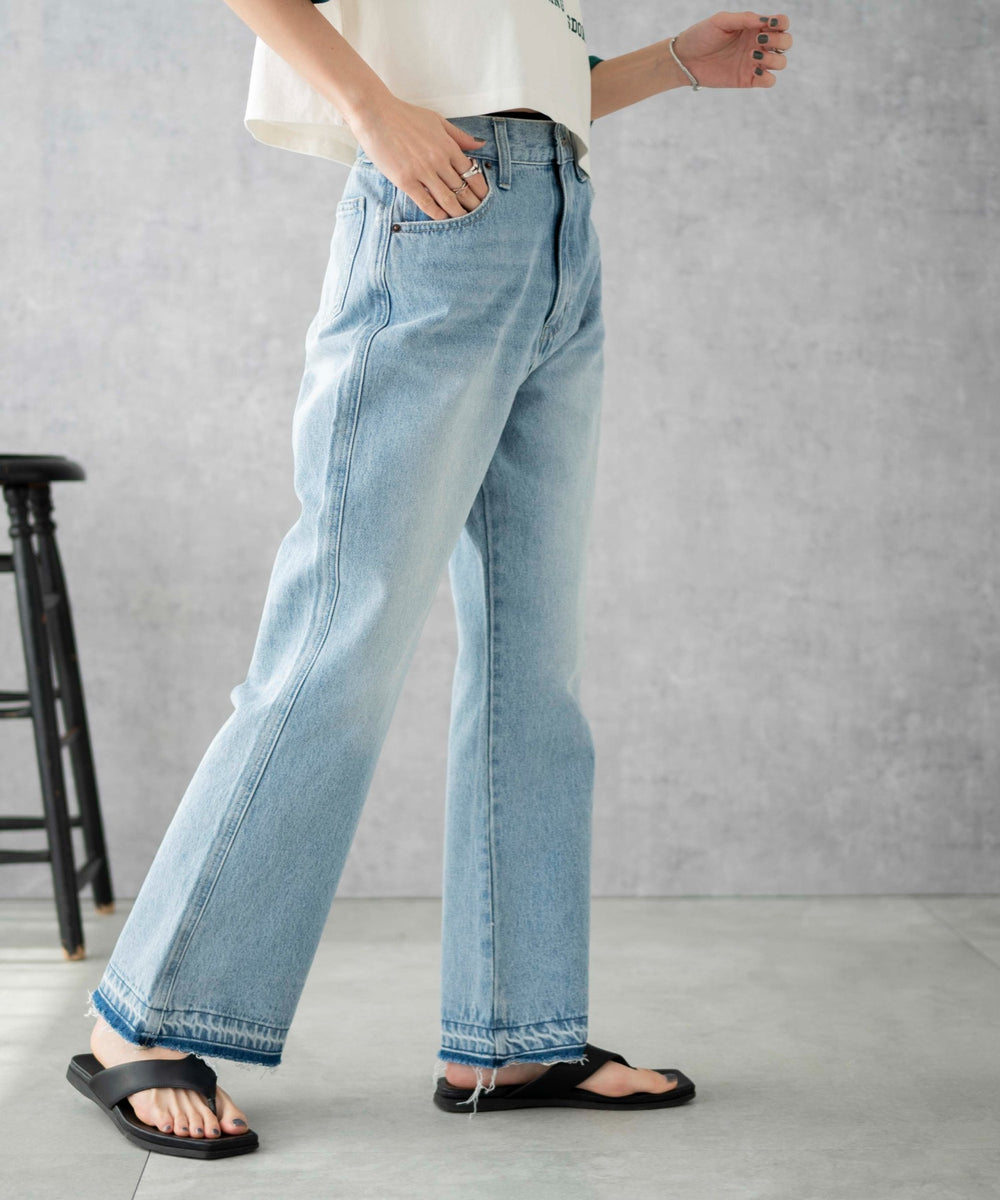 デニム淡色　モデル:161cm M着用