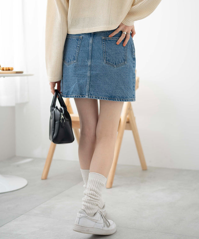 デニム中濃色　モデル:163cm M着用