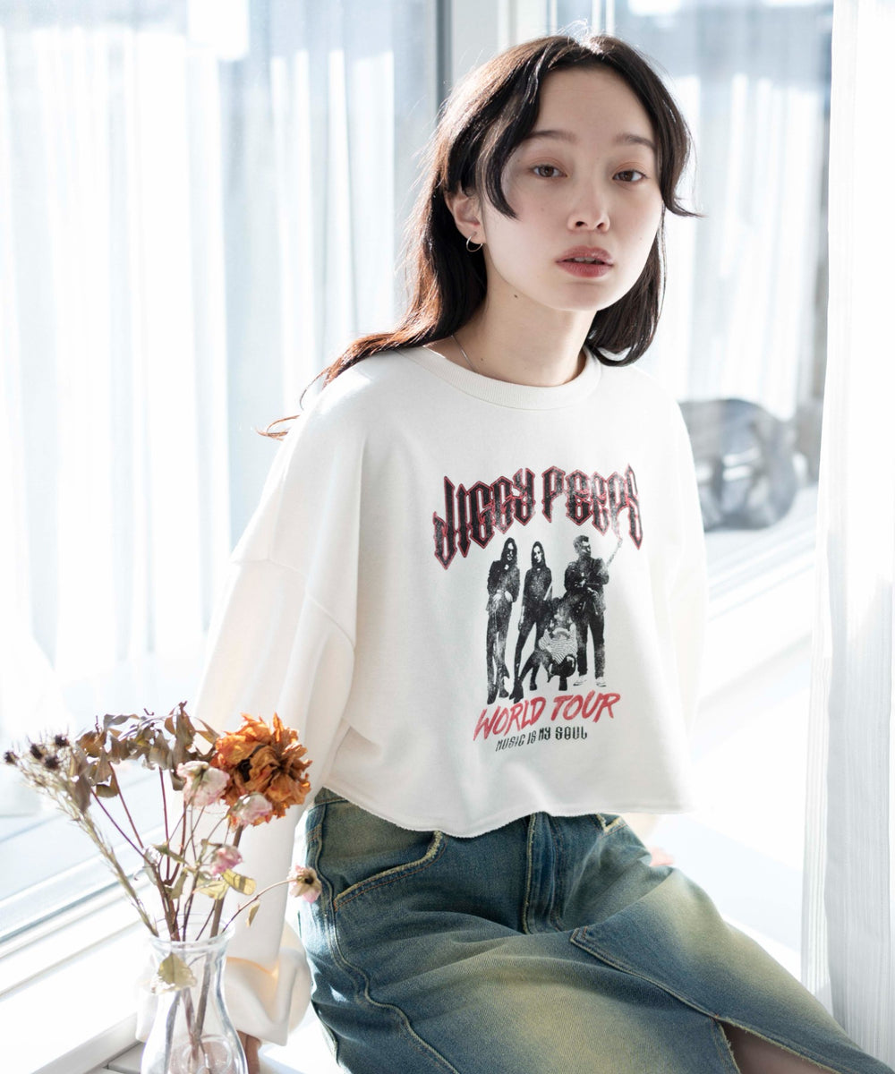 オフホワイト　モデル:161cm F着用