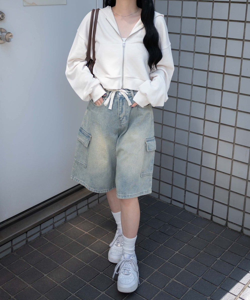 ホワイトアイボリー　モデル:155cm F着用