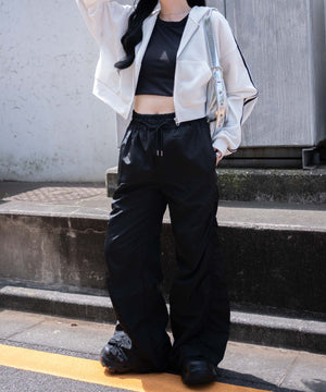 ホワイトその他　モデル:155cm F着用