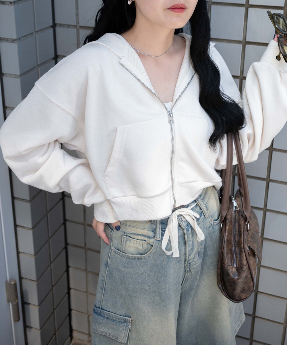 ホワイトアイボリー　モデル:155cm F着用