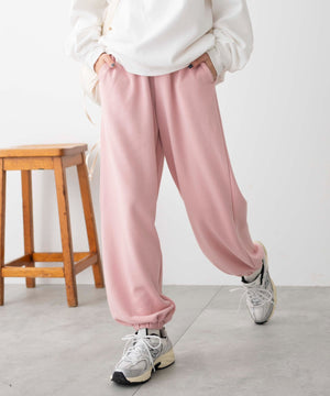 Lピンク　モデル:161cm M着用