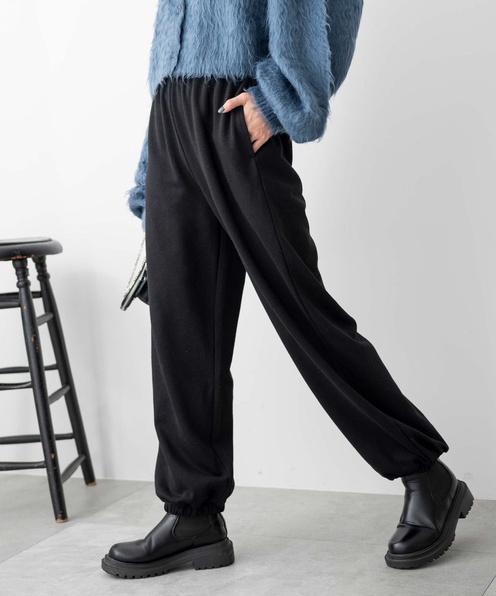 ブラック　モデル:161cm M着用