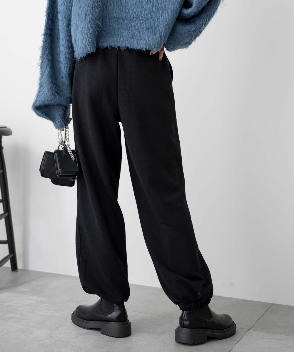 ブラック　モデル:161cm M着用