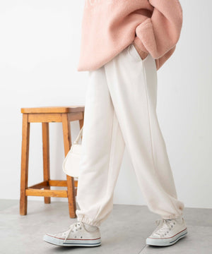 ホワイトアイボリー　モデル:161cm M着用