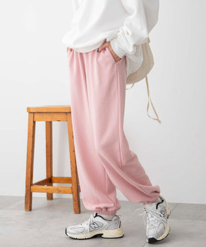 Lピンク　モデル:161cm M着用