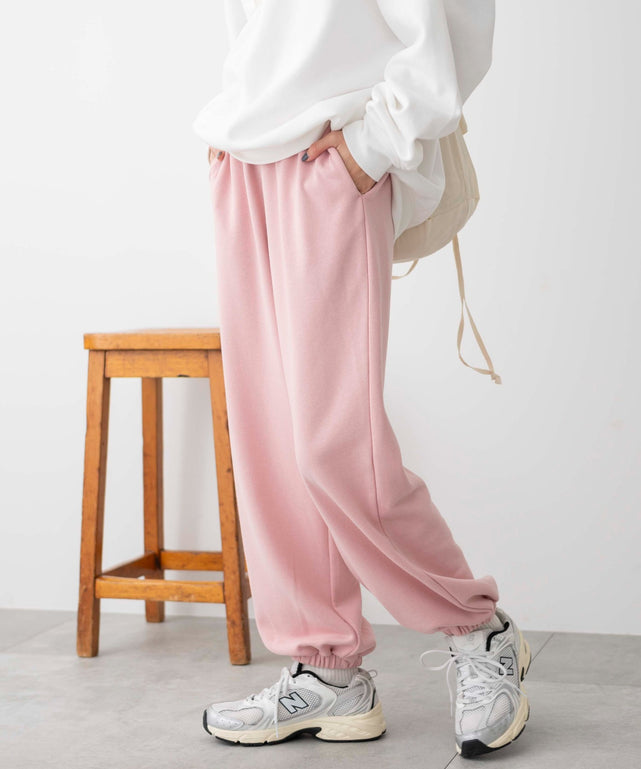 Lピンク　モデル:161cm M着用