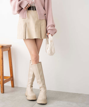 ベージュ　モデル:161cm F着用