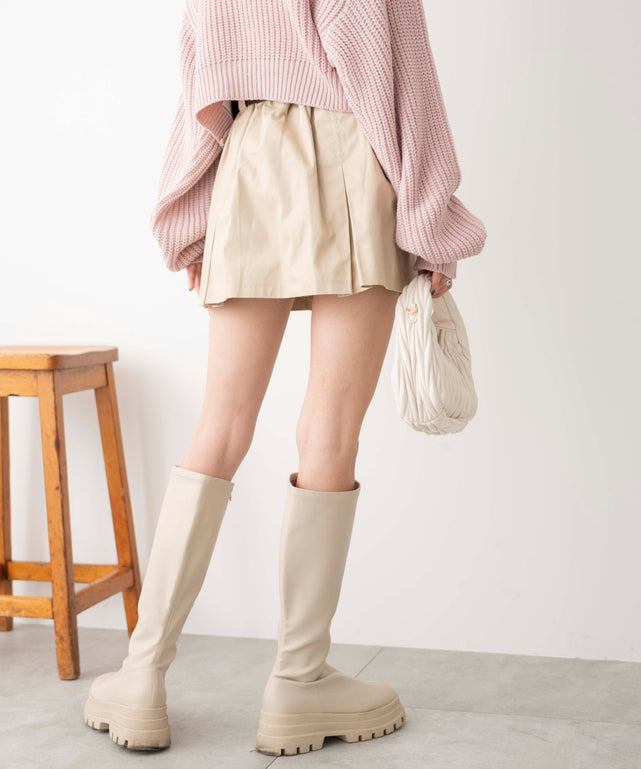 ベージュ　モデル:161cm F着用