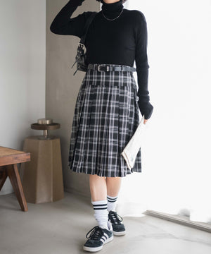 ブラック　モデル:155cm M着用