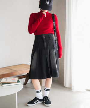 レッド　モデル:155cm M着用