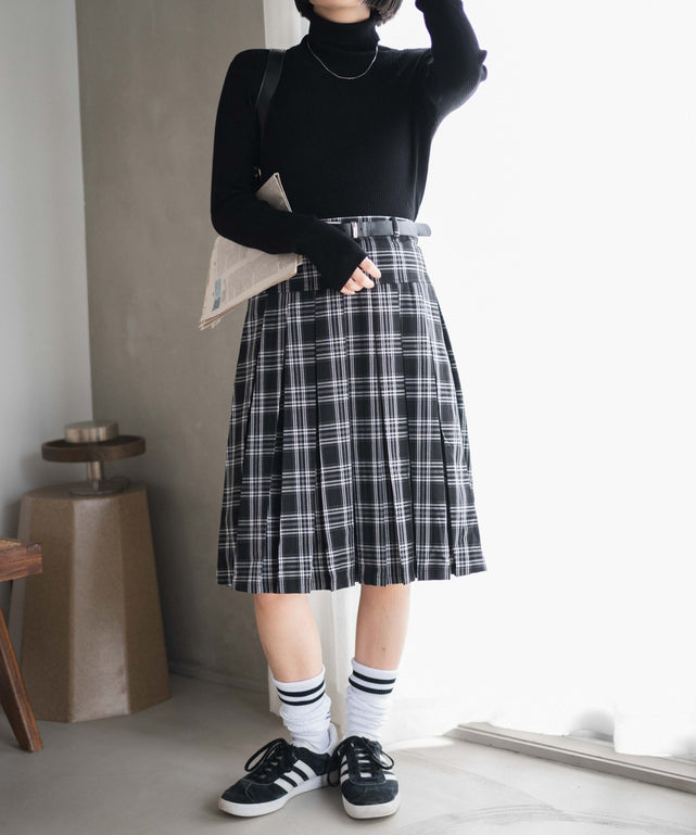 ブラック　モデル:155cm M着用