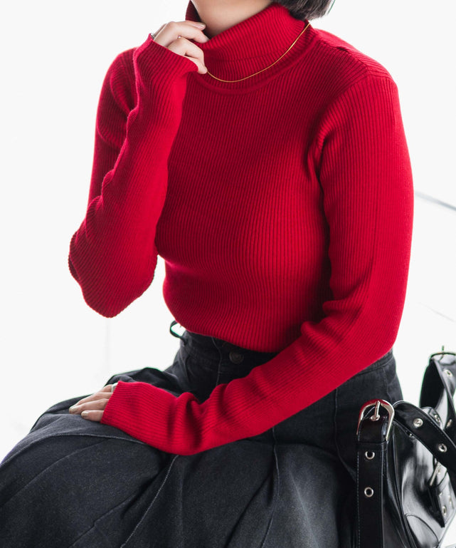 レッド　モデル:155cm M着用