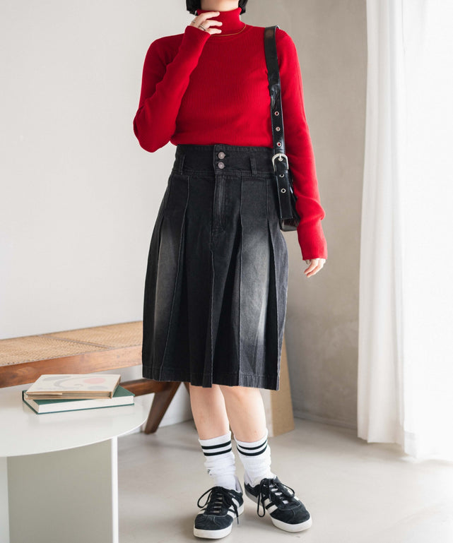 レッド　モデル:155cm M着用