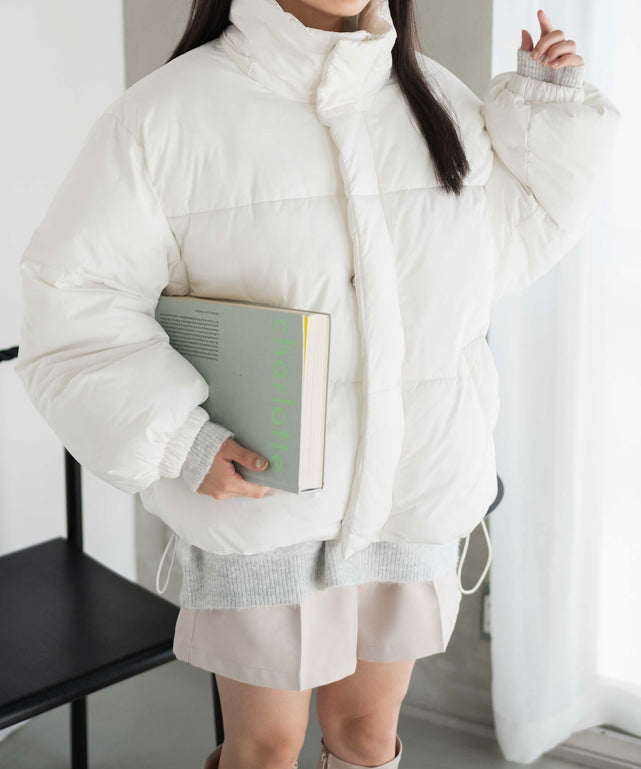 ホワイト 　モデル:155cm M着用