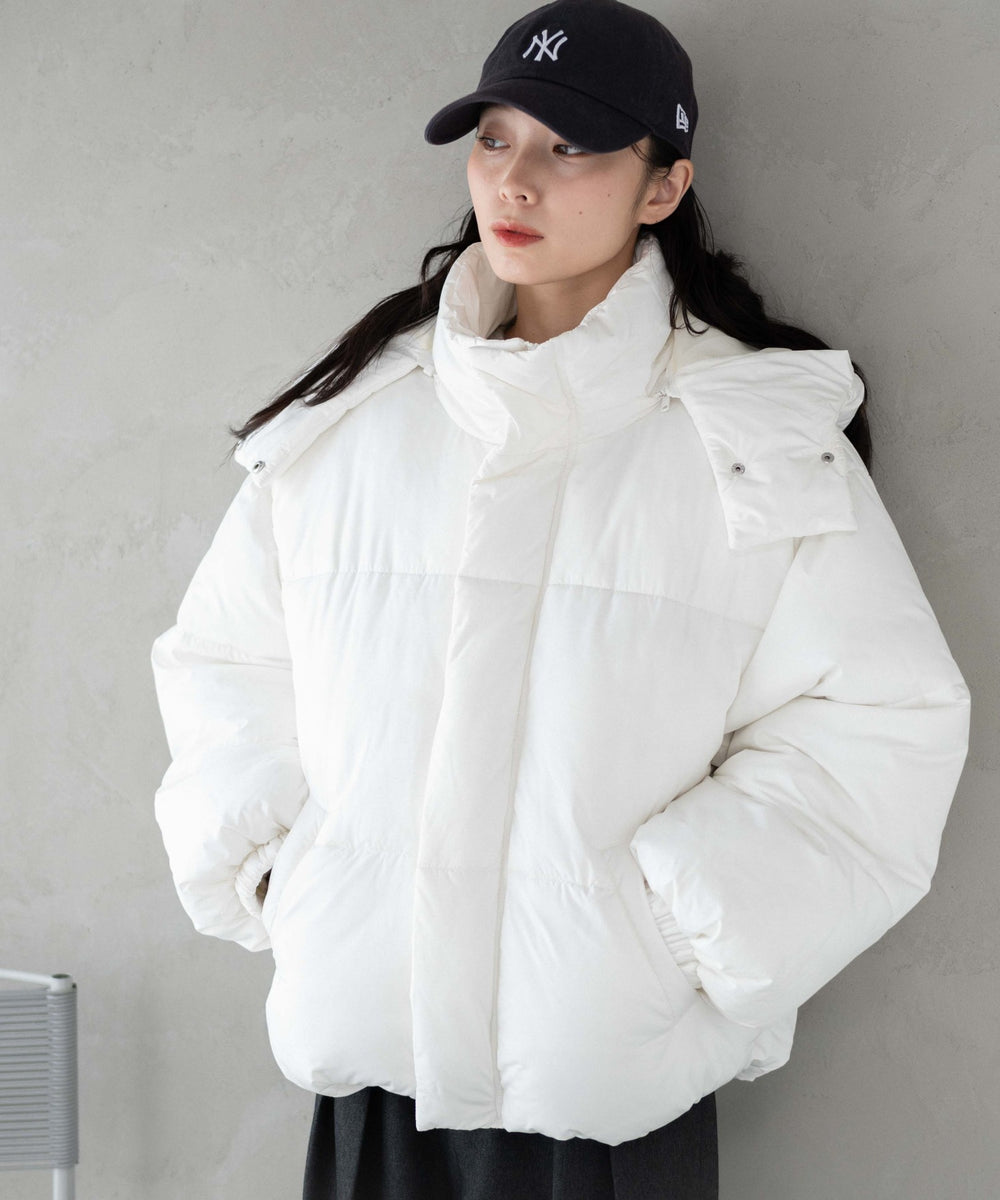 ホワイト　モデル:161cm M着用