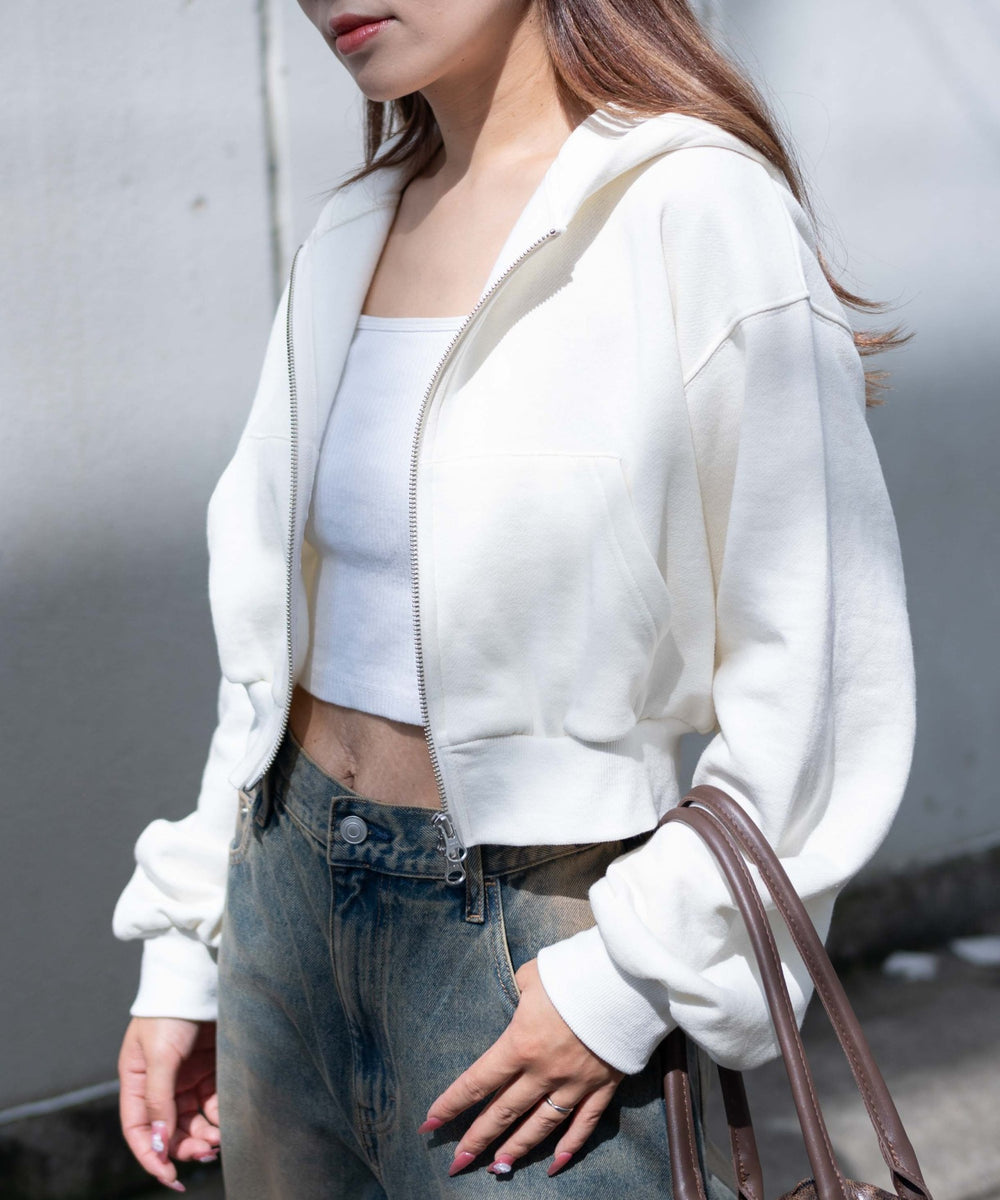 ホワイトアイボリー　モデル:155cm F着用