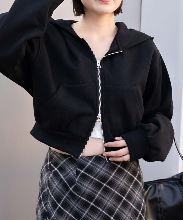 ブラック　モデル:155cm F着用