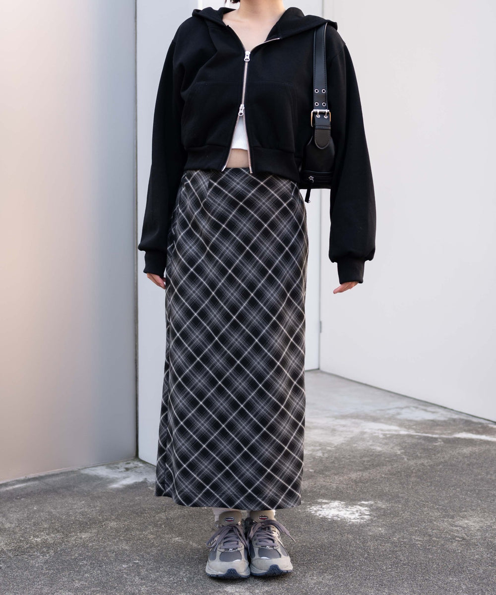 ブラック　モデル:155cm F着用