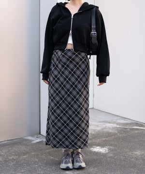 ブラック　モデル:155cm F着用