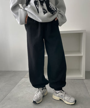 ブラック　モデル:155cm M着用