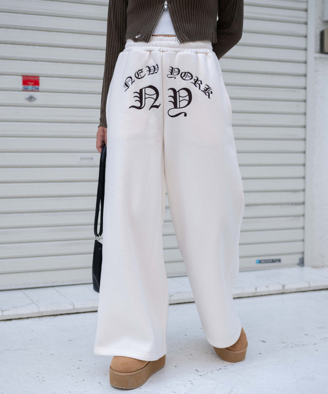 ホワイトアイボリー　モデル:155cm F着用