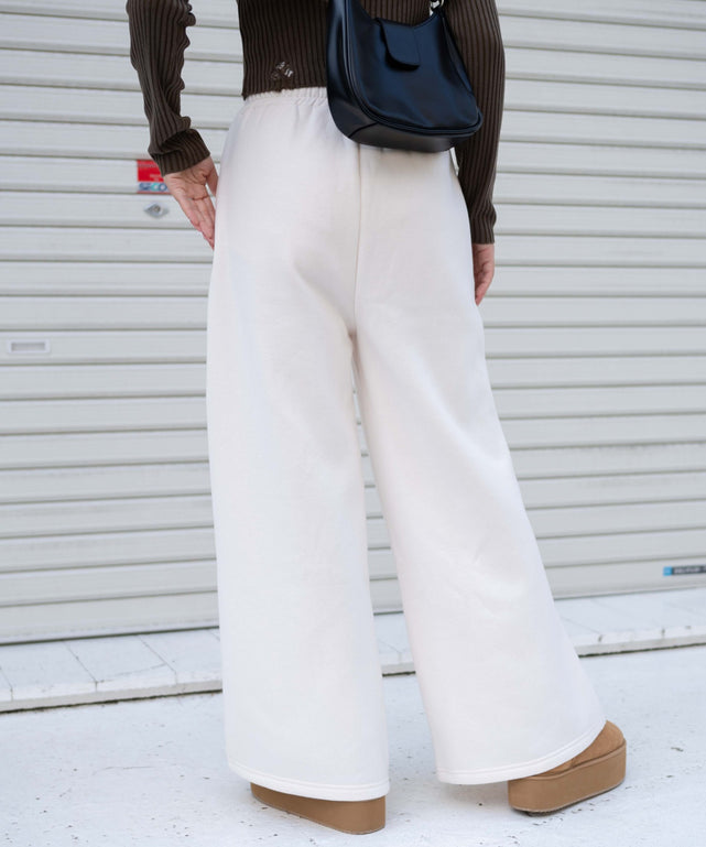 ホワイトアイボリー　モデル:155cm F着用