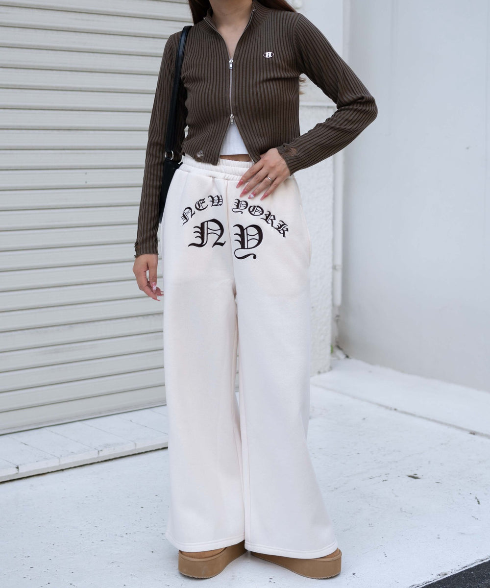 ホワイトアイボリー　モデル:155cm F着用