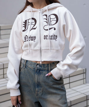 ホワイトアイボリー　モデル:155cm F着用