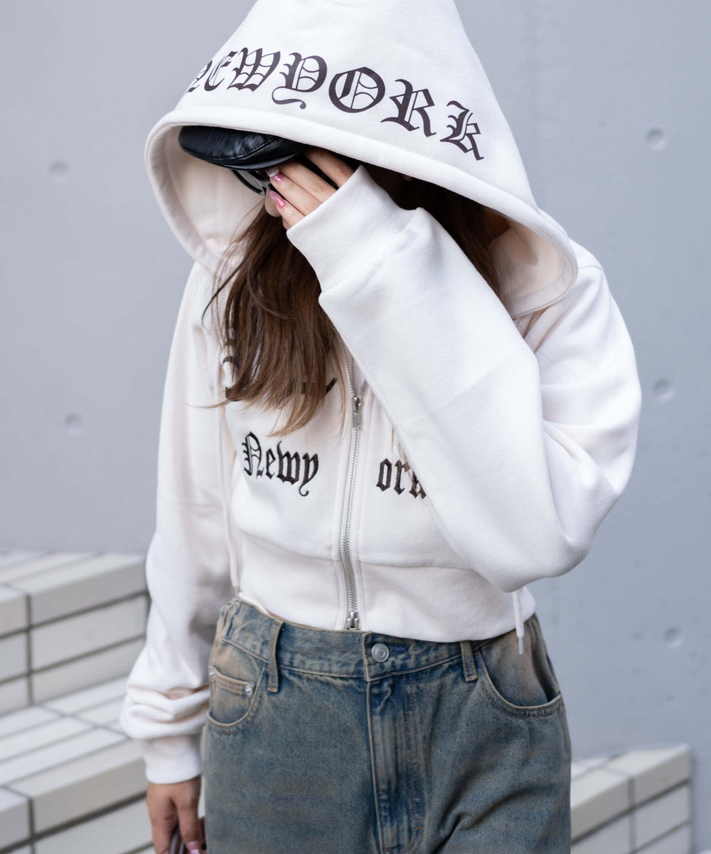 ホワイトアイボリー　モデル:155cm F着用