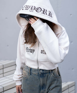 ホワイトアイボリー　モデル:155cm F着用