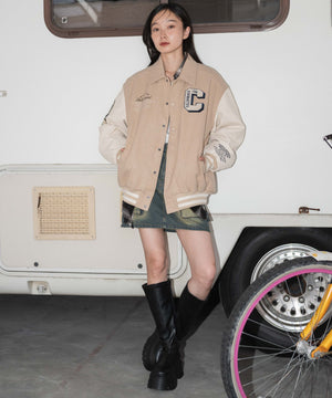 ベージュ モデル：161cm S着用