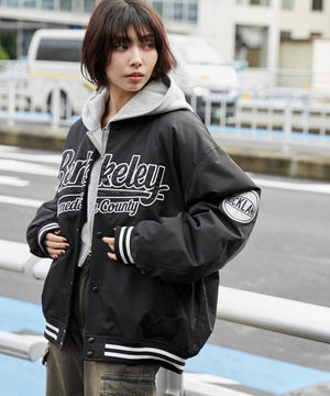 ブラック モデル：160cm L着用