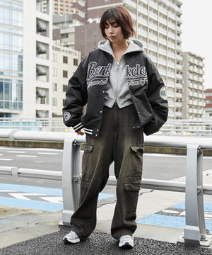 ブラック モデル：160cm L着用