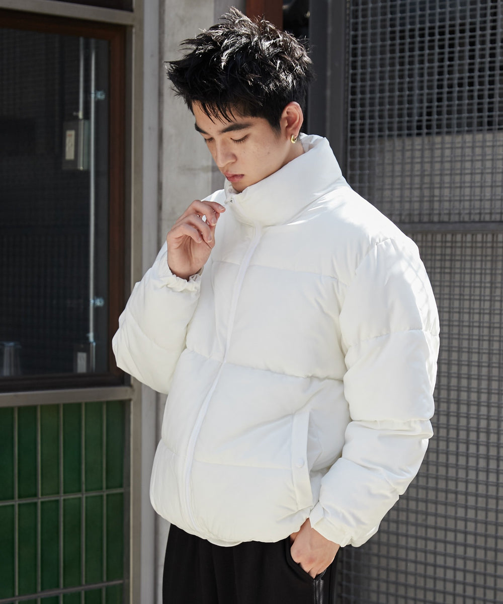 ホワイト モデル：180cm L着用