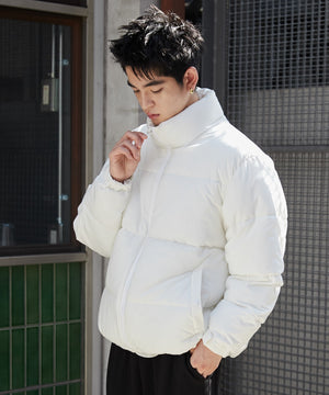 ホワイト モデル：180cm L着用