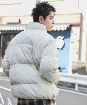 Lベージュ モデル：180cm L着用