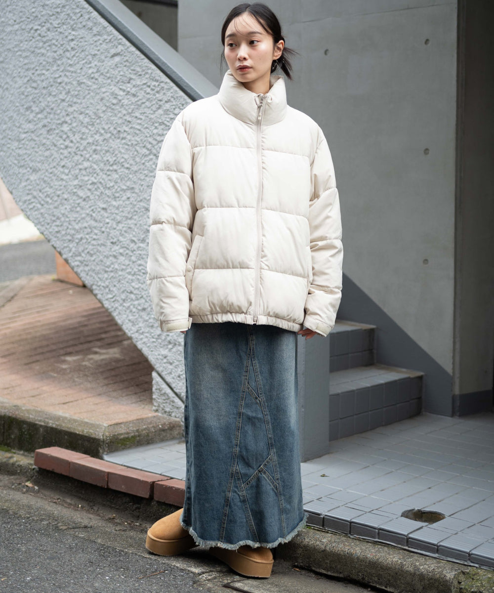 Lベージュ モデル：161cm S着用