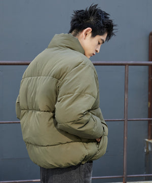 カーキ モデル：180cm L着用