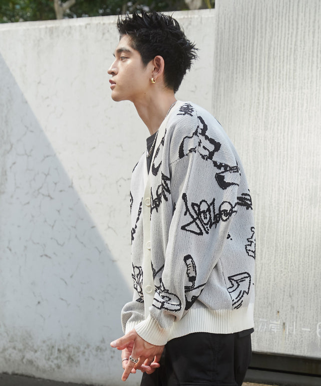 ホワイト モデル：180cm L着用