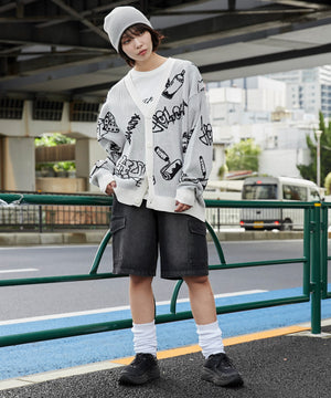 ホワイト モデル：160cm L着用