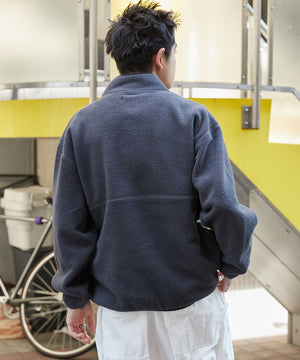 Dグレー　モデル:180cm L着用