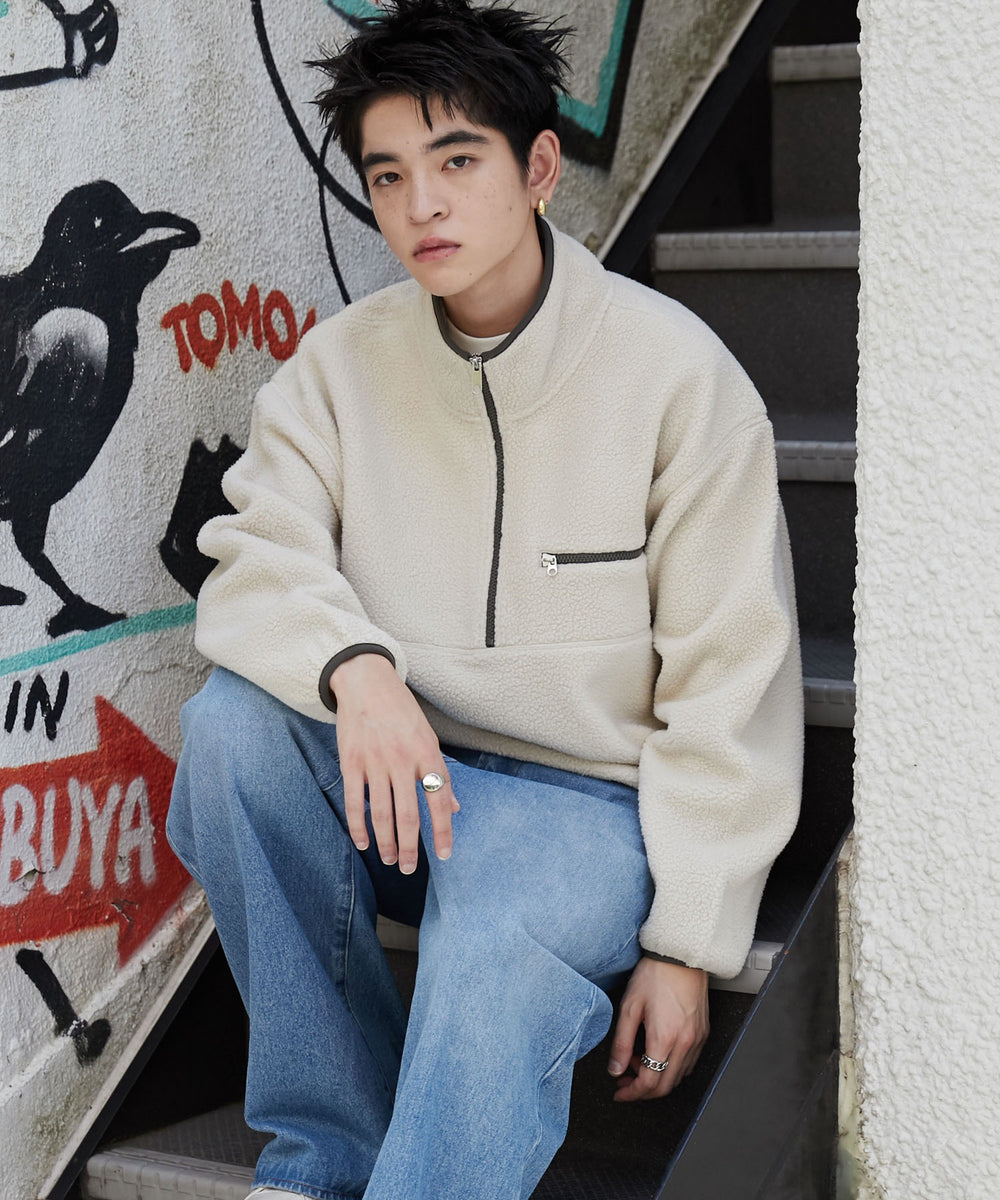 Lベージュ　モデル:180cm L着用