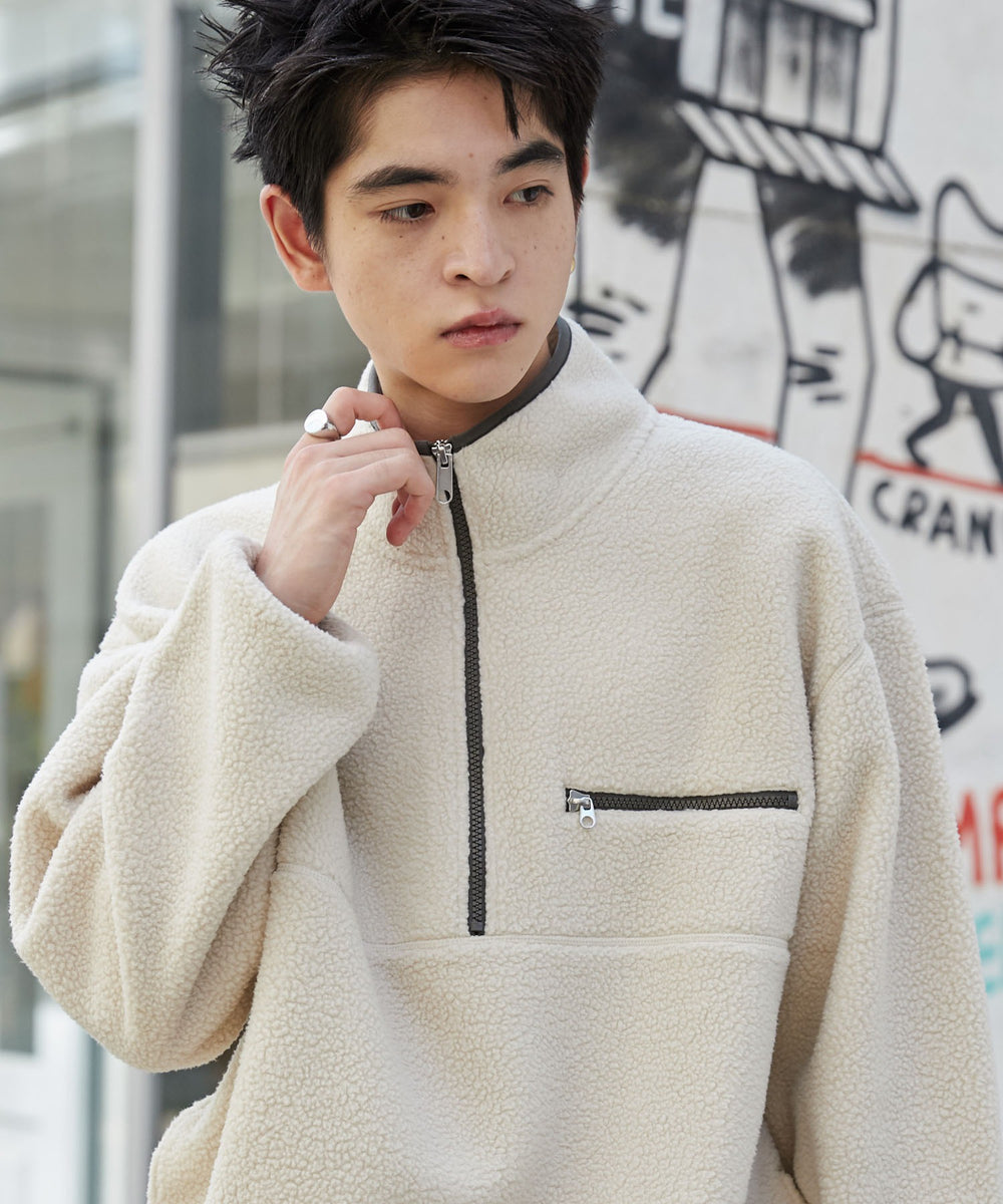 Lベージュ　モデル:180cm L着用