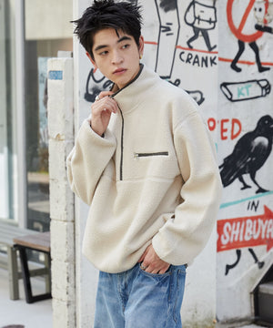 Lベージュ　モデル:180cm L着用