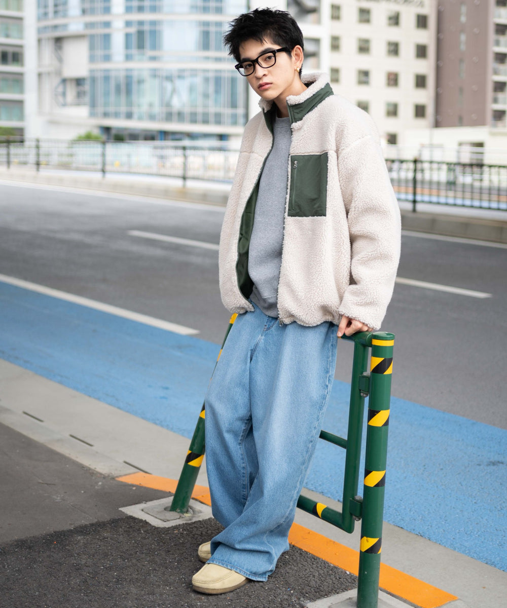 ベージュ モデル：180cm L着用