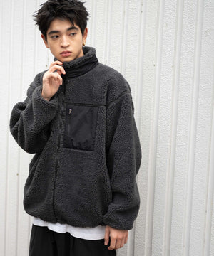 Dグレー モデル：180cm L着用