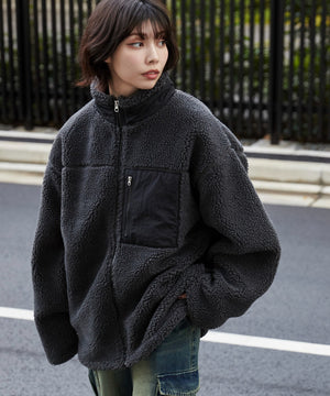 Dグレー モデル：160cm L着用