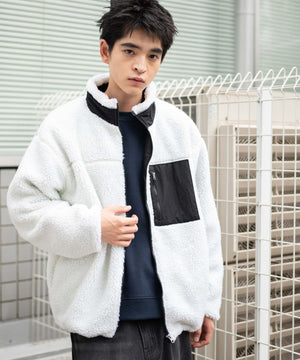 オフホワイト モデル：180cm L着用